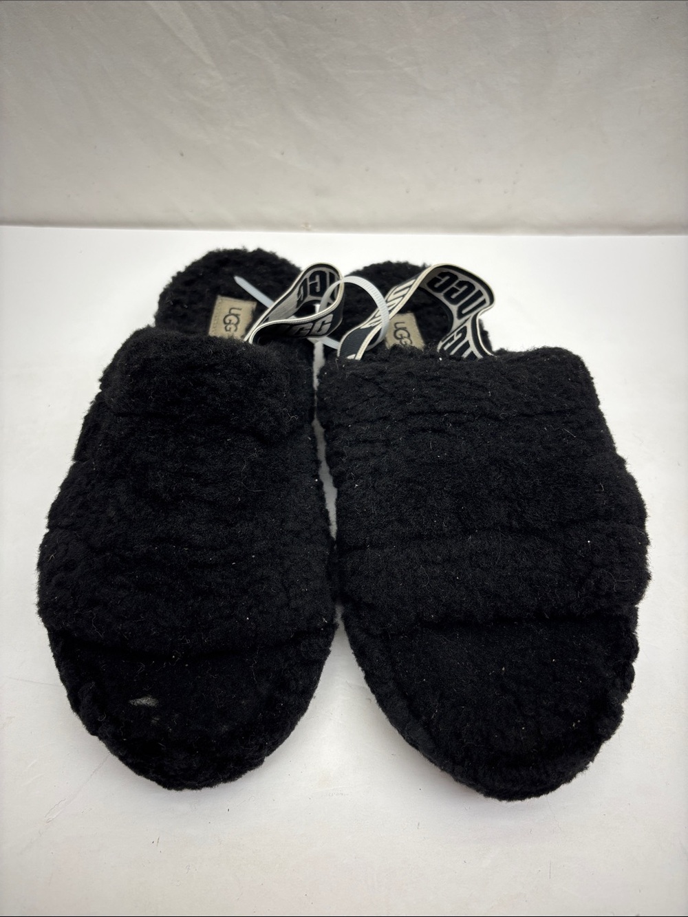 UGG Women’s Black Plush Slide Slippers, SZ 10, box 44